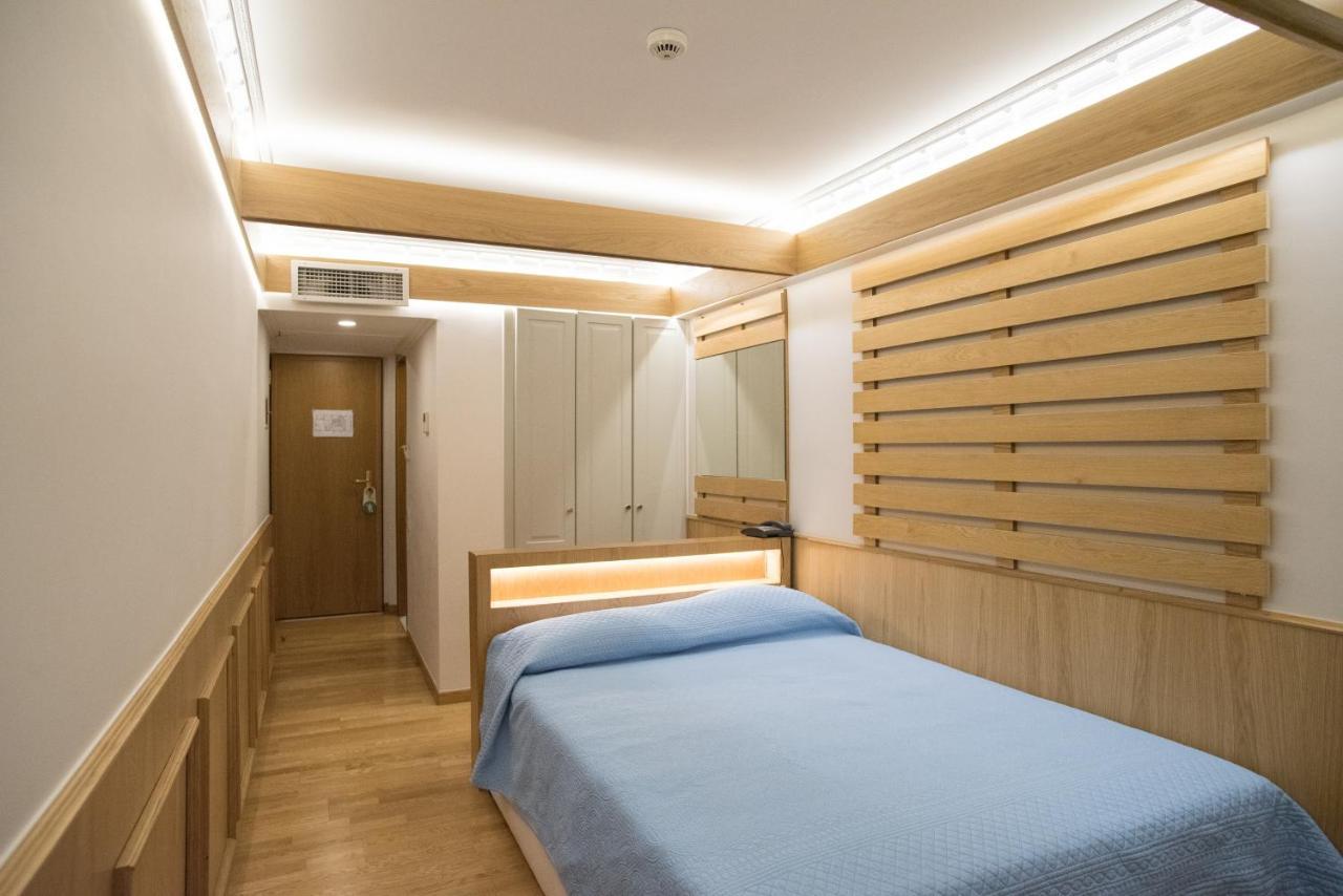 Byzantino Hotel Патра Экстерьер фото