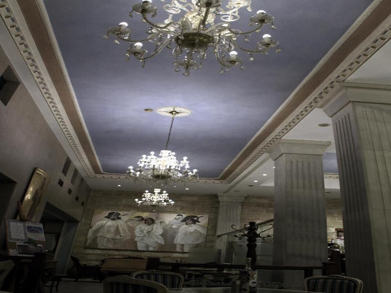 Byzantino Hotel Патра Экстерьер фото