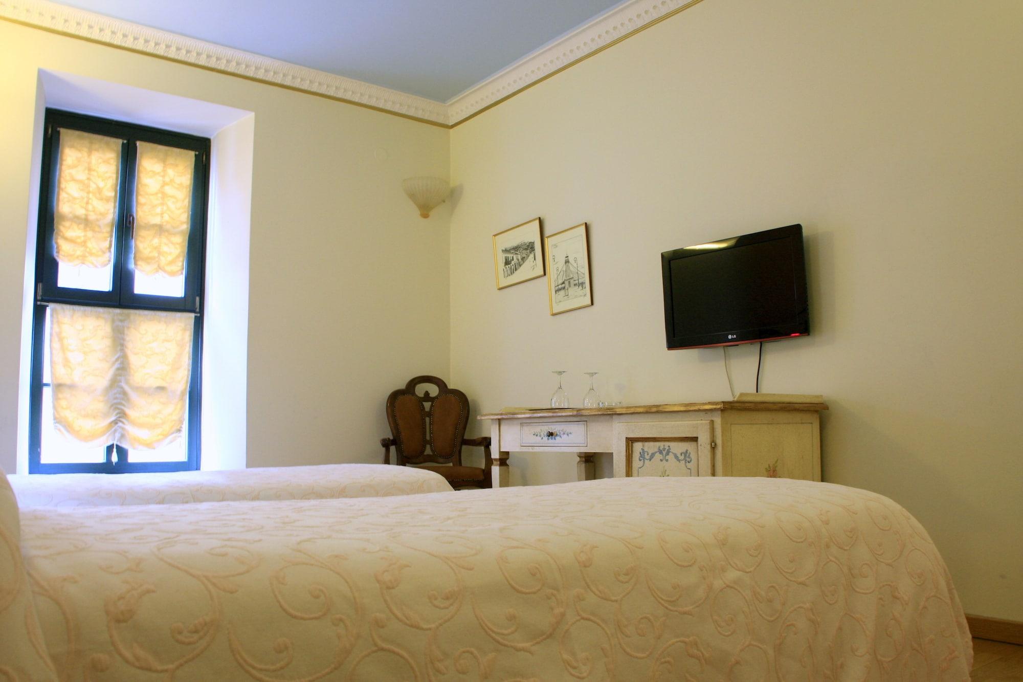 Byzantino Hotel Патра Экстерьер фото