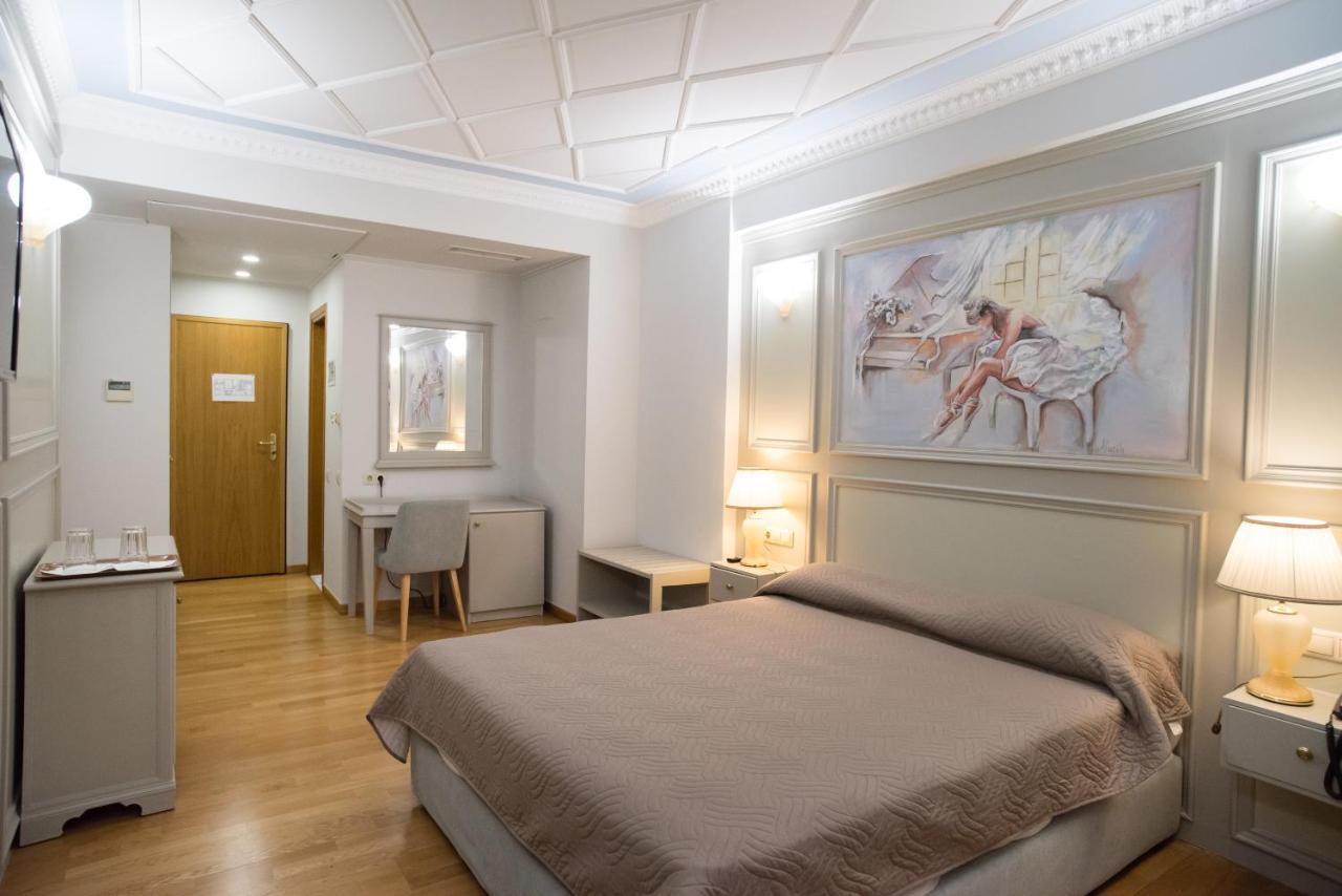 Byzantino Hotel Патра Экстерьер фото