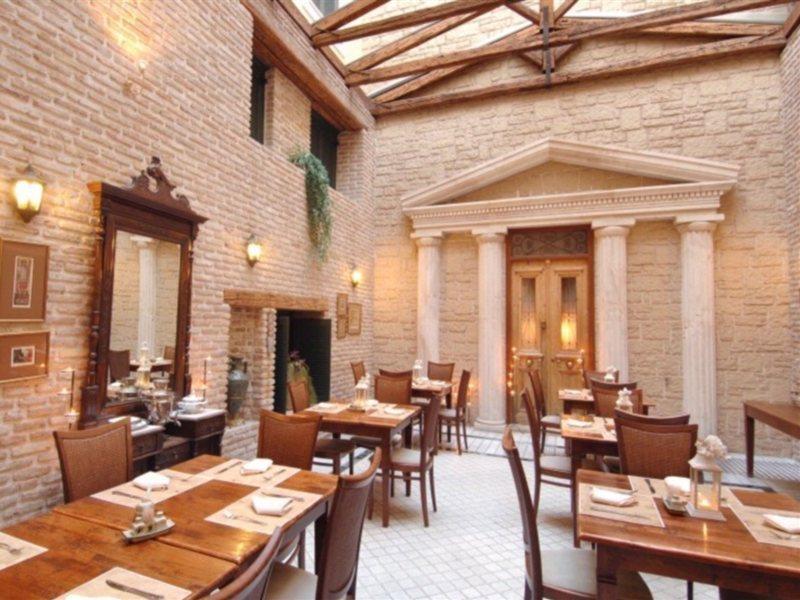 Byzantino Hotel Патра Экстерьер фото